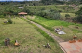 vista aérea del terreno desde la entrada principal